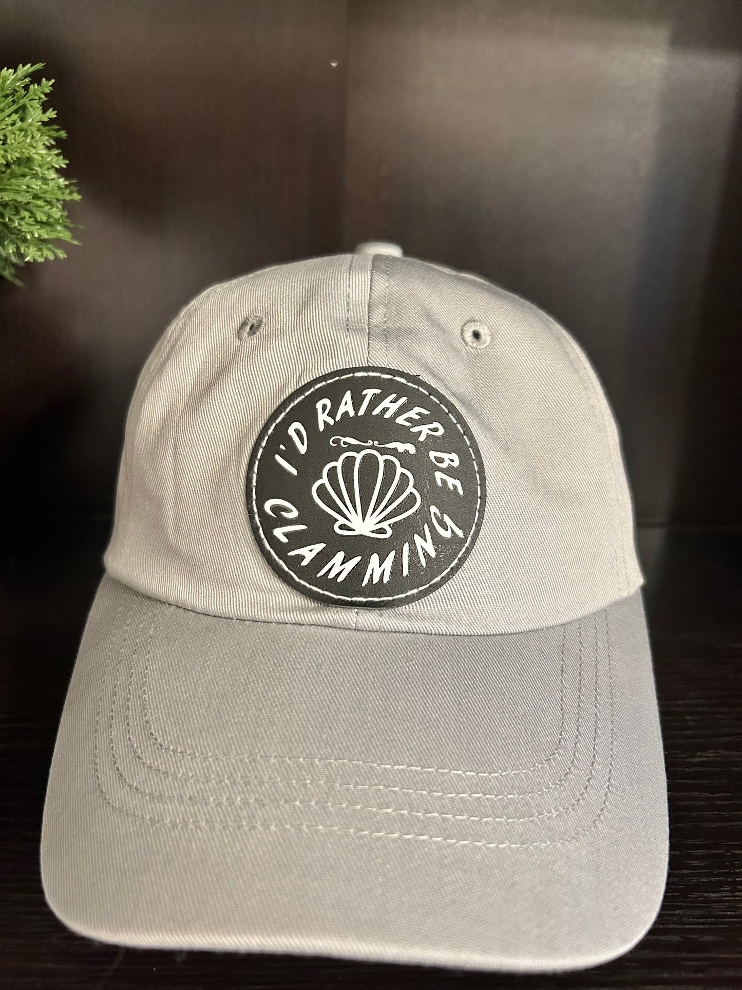 "I'd rather be clamming" hat.